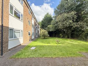 Rear Gardens- click for photo gallery